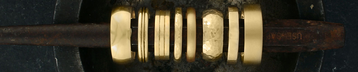 Men’s Yellow Gold Wedding Rings