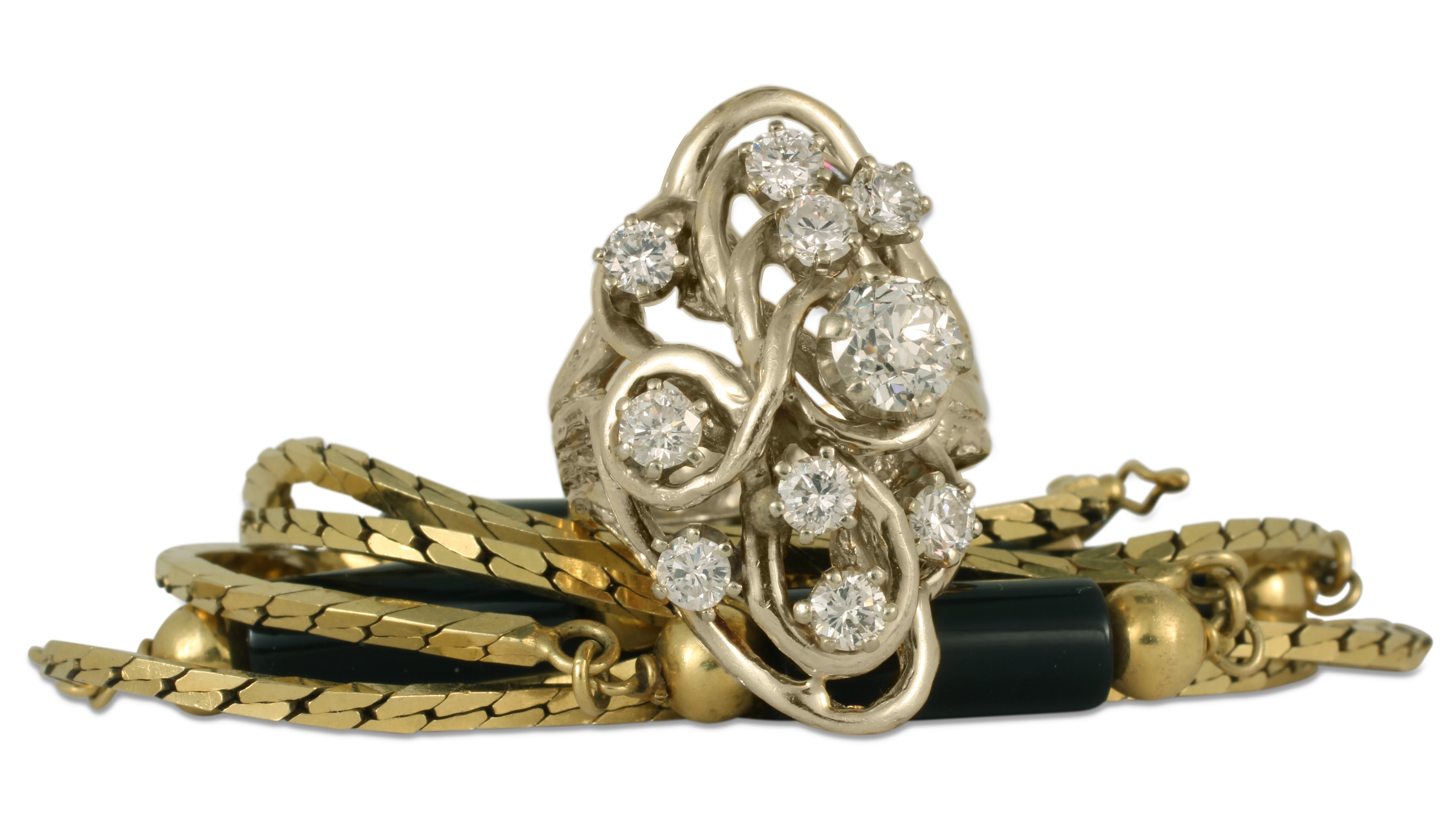 We can reset inherited or heirloom diamonds in a new engagement ring or other jewelry redesign, and even reuse your gold. It's a great way to honor the cherished memory of a loved one.